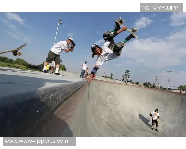 实时新闻南京滑板队的崛起与反击背后的故事与启示